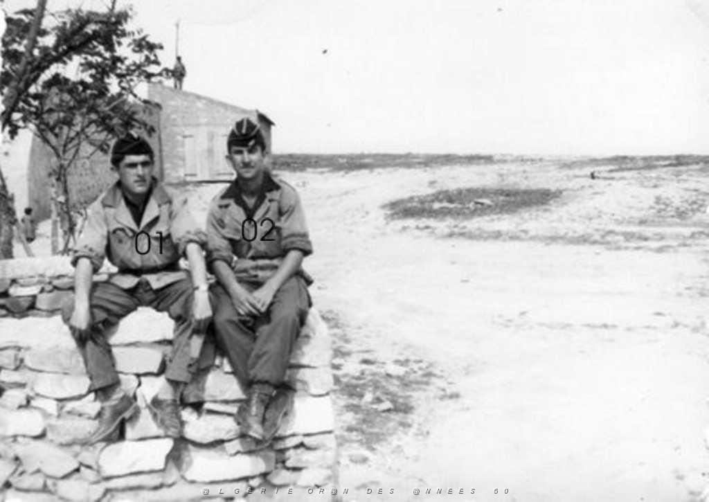 OM BOUHARKET 005 1961 EN POSTE.JPG